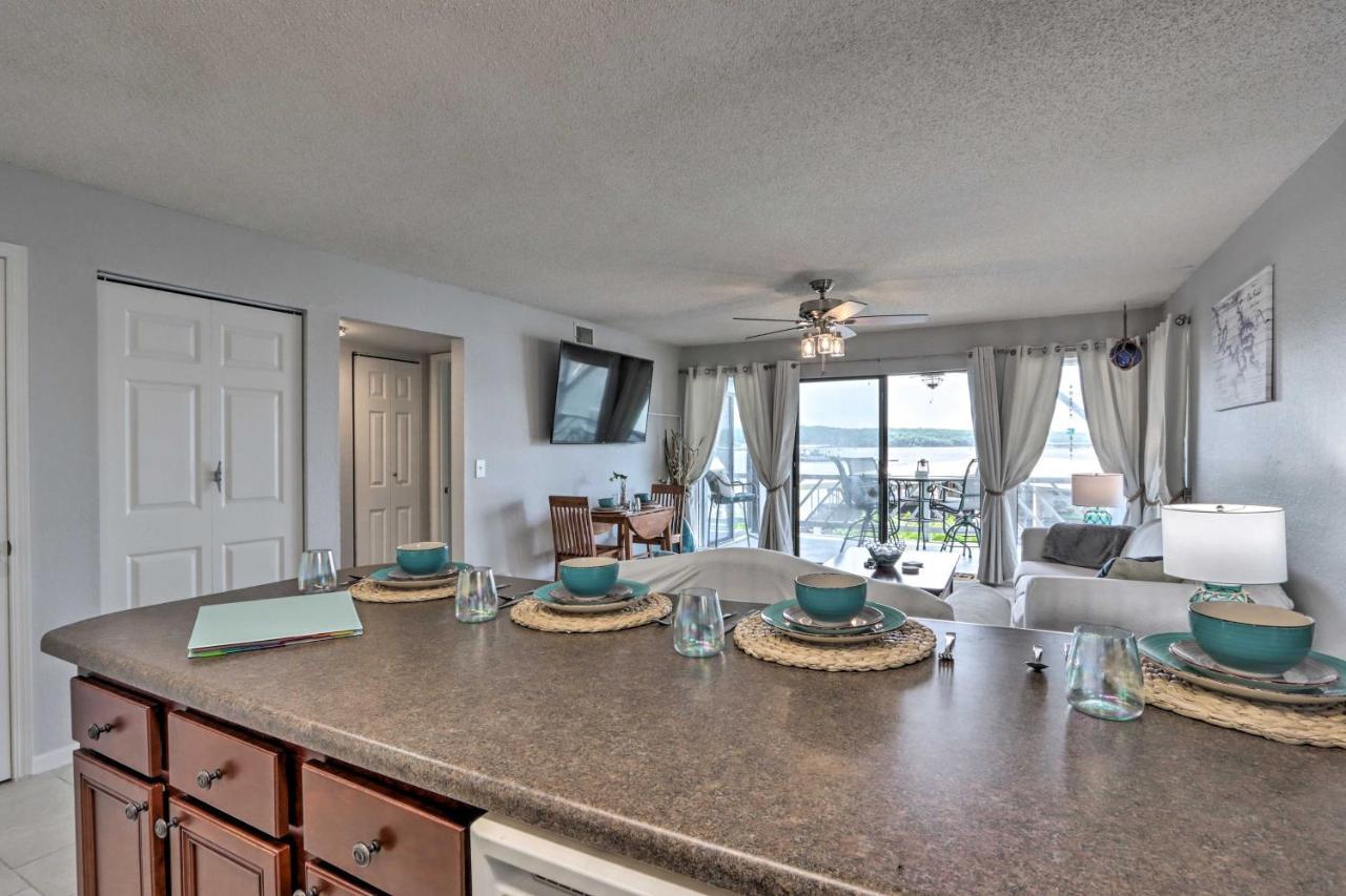 Osage Beach Condo With Pool Access And Lake Views Eksteriør billede